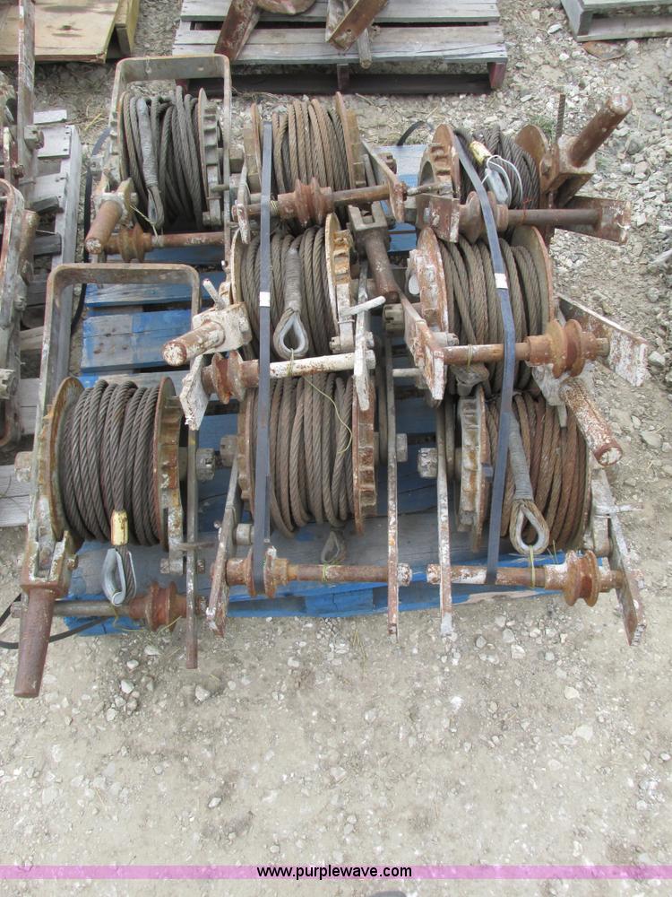 image for item V9972 (8) industrial come-alongs