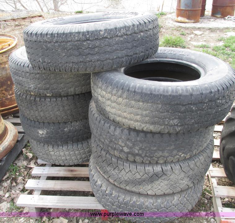 image for item V9979 (9) used 16" tires