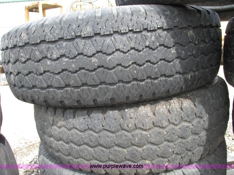 image for item V9979 (9) used 16" tires