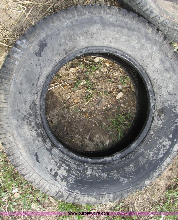 image for item V9979 (9) used 16" tires