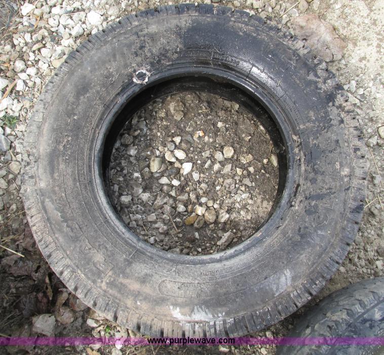 image for item V9979 (9) used 16" tires