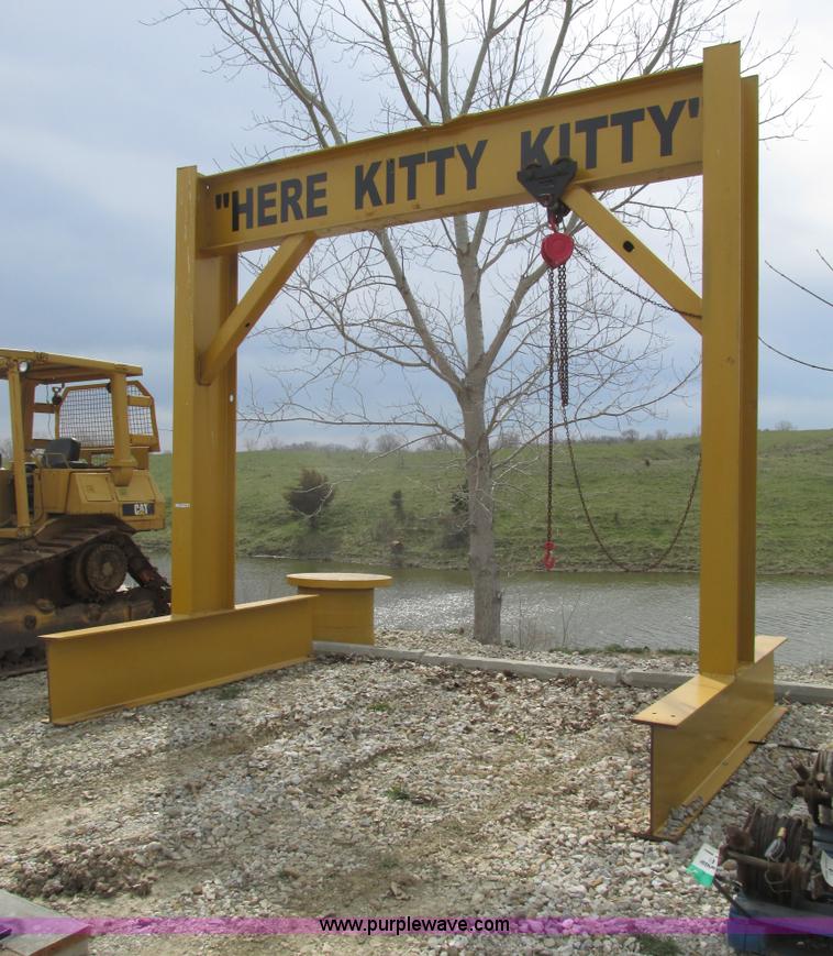 image for item V9998 Shop built hoist frame