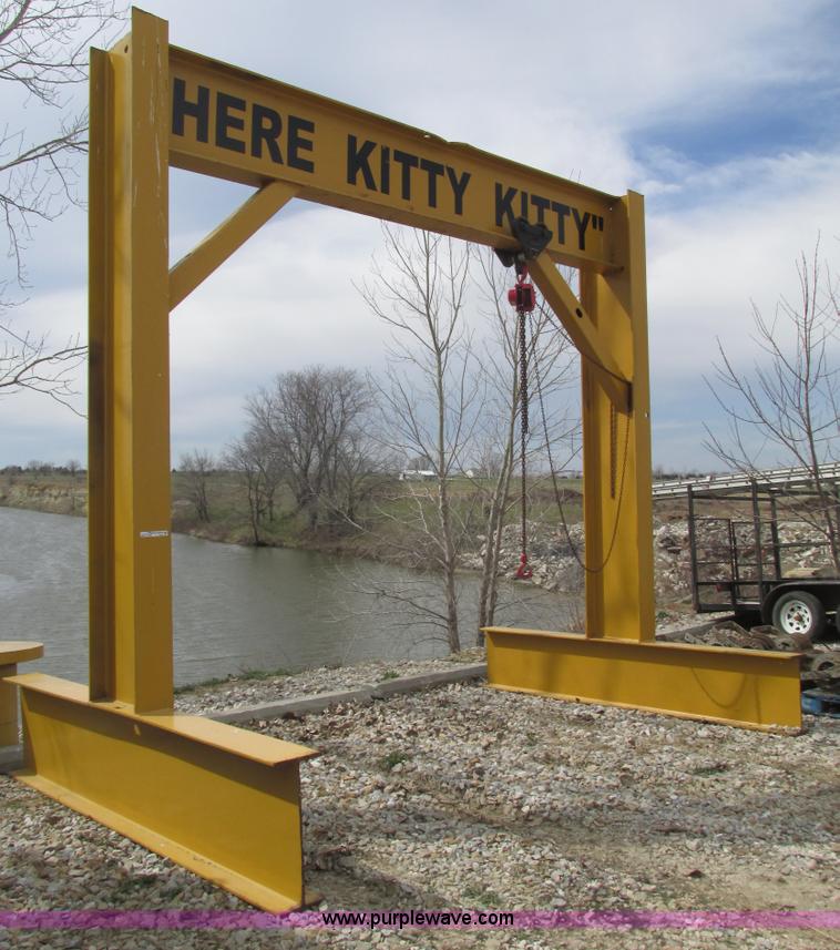 image for item V9998 Shop built hoist frame