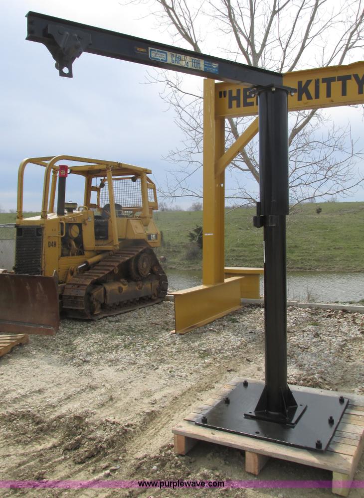 image for item V9999 1/4 ton Contrax Hanes boom hoist