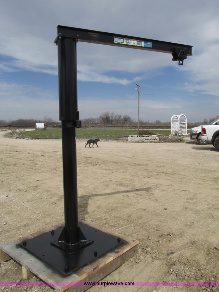 image for item V9999 1/4 ton Contrax Hanes boom hoist