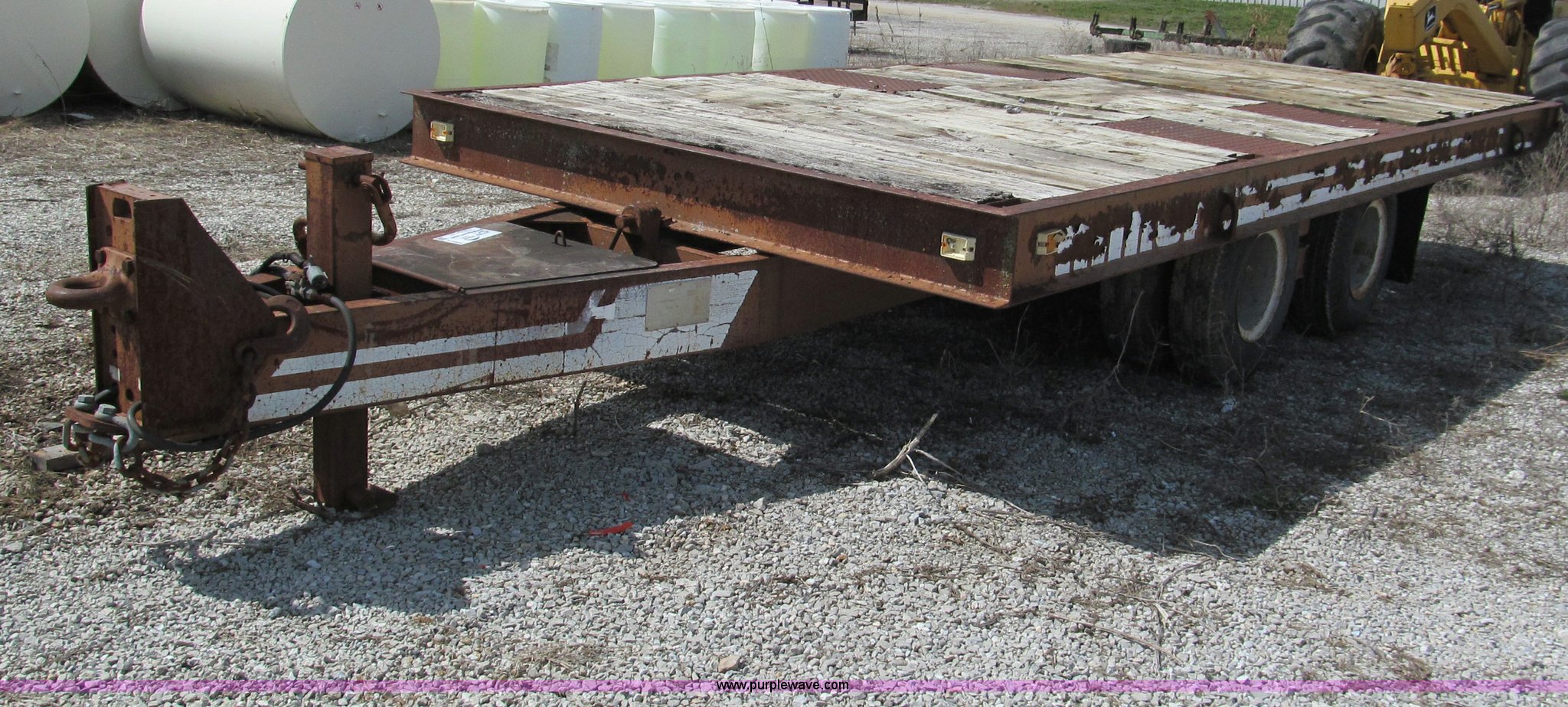 1982 Miller 0T630 20'L tilt top trailer in Clinton, MO Item E5959