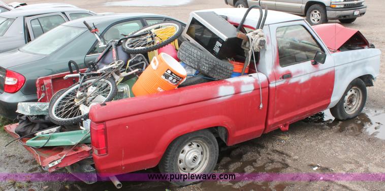 image for item E3401 1990 Ford Ranger pickup truck