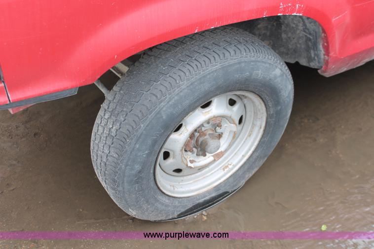 image for item E3401 1990 Ford Ranger pickup truck