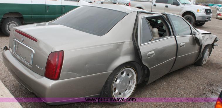 image for item E3402 2000 Cadillac DeVille