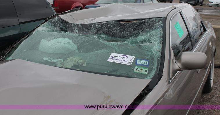 image for item E3402 2000 Cadillac DeVille