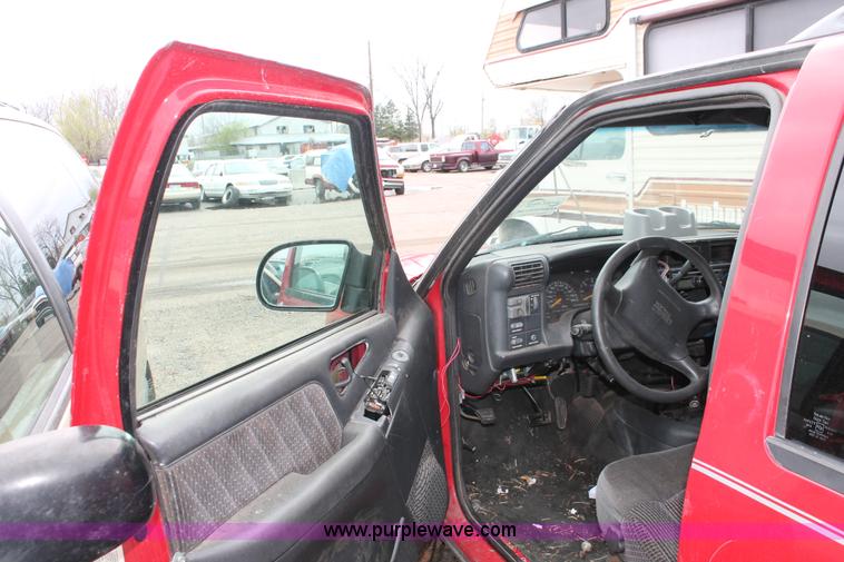 image for item E3403 1996 GMC Jimmy SL SUV