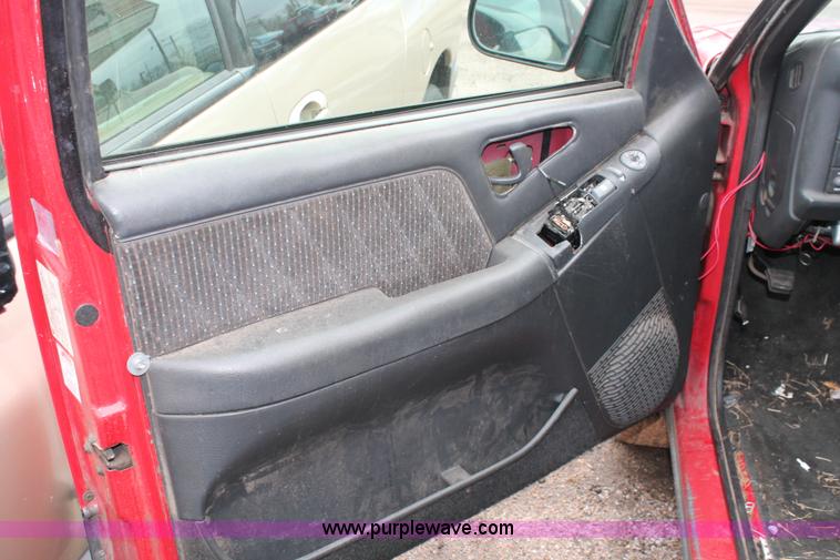 image for item E3403 1996 GMC Jimmy SL SUV