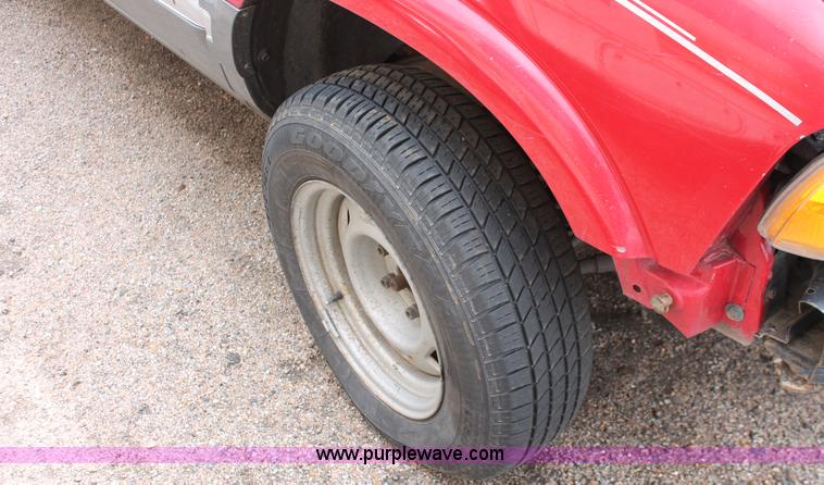 image for item E3403 1996 GMC Jimmy SL SUV