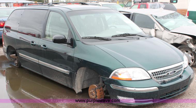 image for item E3405 2000 Ford Windstar SE van