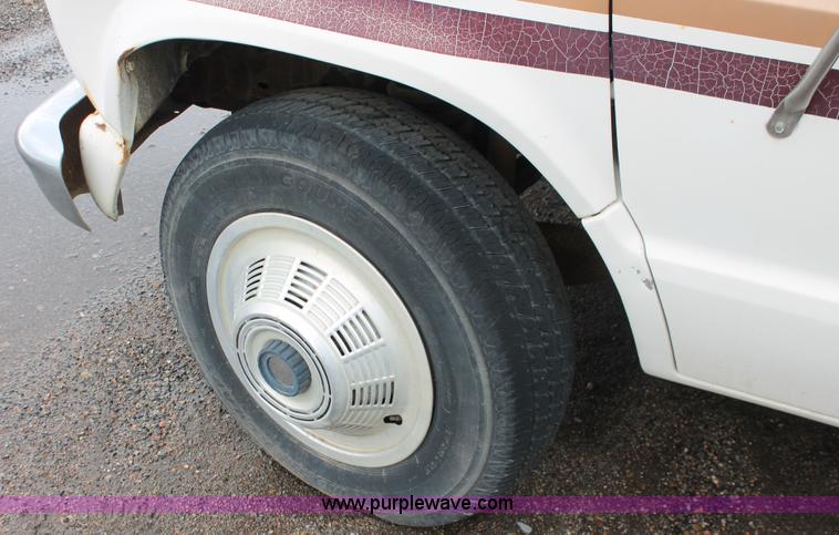 image for item E3406 1983 Ford Econoline E350 XL Jamboree camper