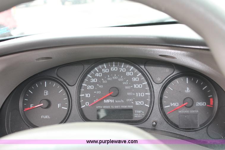 image for item E3408 2000 Chevrolet Impala