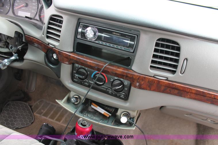 image for item E3408 2000 Chevrolet Impala