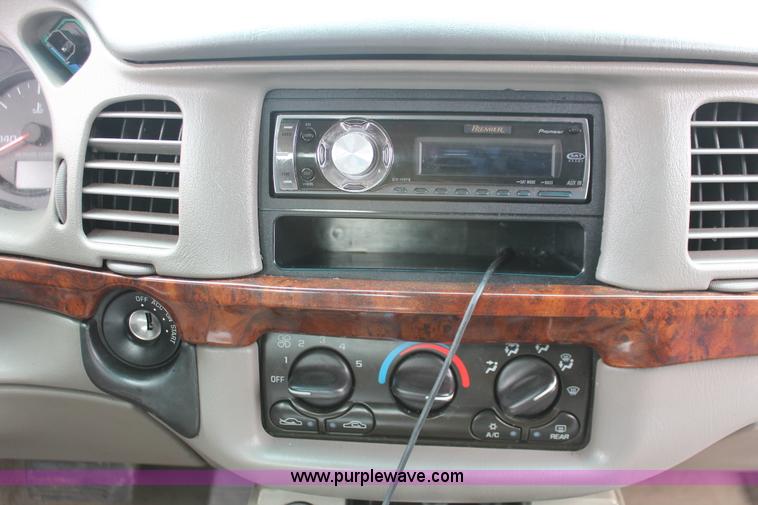 image for item E3408 2000 Chevrolet Impala