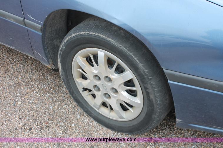 image for item E3408 2000 Chevrolet Impala