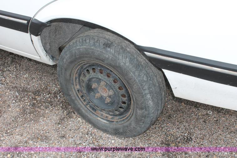 image for item E3409 1986 Pontiac Sunbird