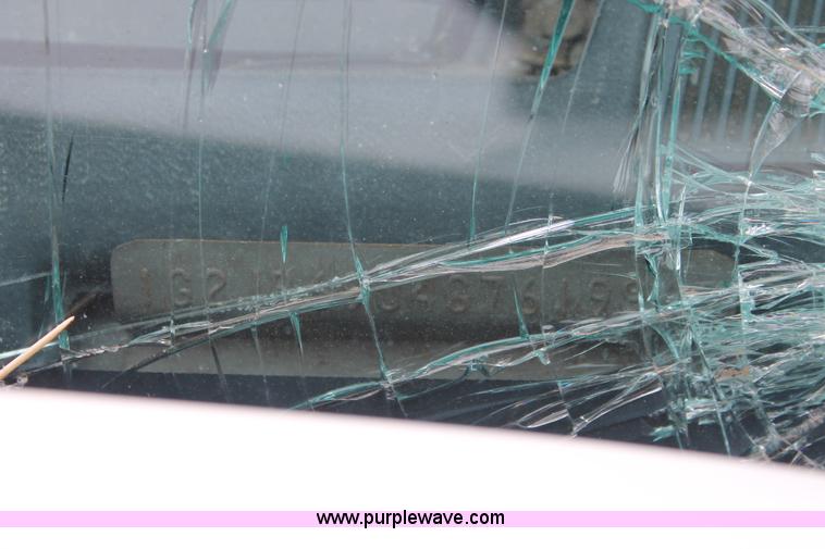 image for item E3409 1986 Pontiac Sunbird