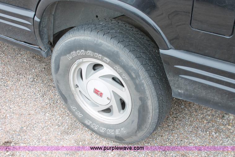 image for item E3410 1991 Oldsmobile Bravada