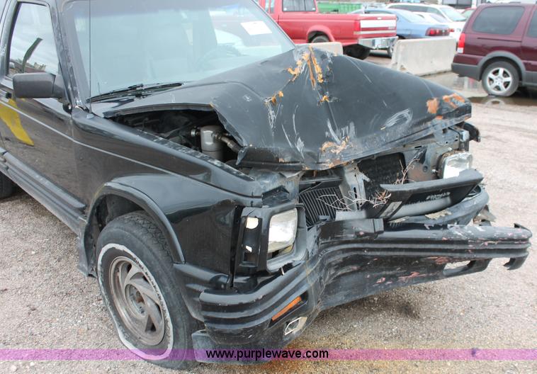 image for item E3410 1991 Oldsmobile Bravada