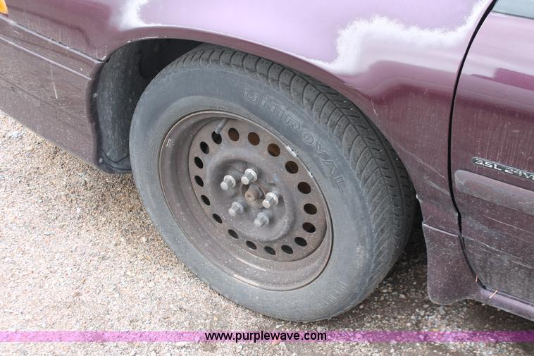 image for item E3411 1997 Dodge Intrepid