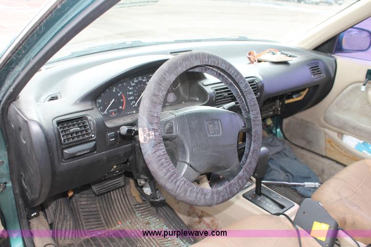 image for item E3414 1993 Honda Accord LX