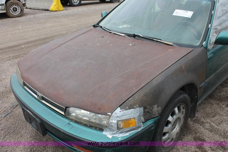 image for item E3414 1993 Honda Accord LX