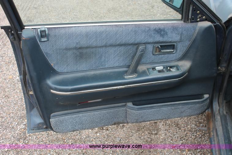 image for item E3415 1989 Mazda 626