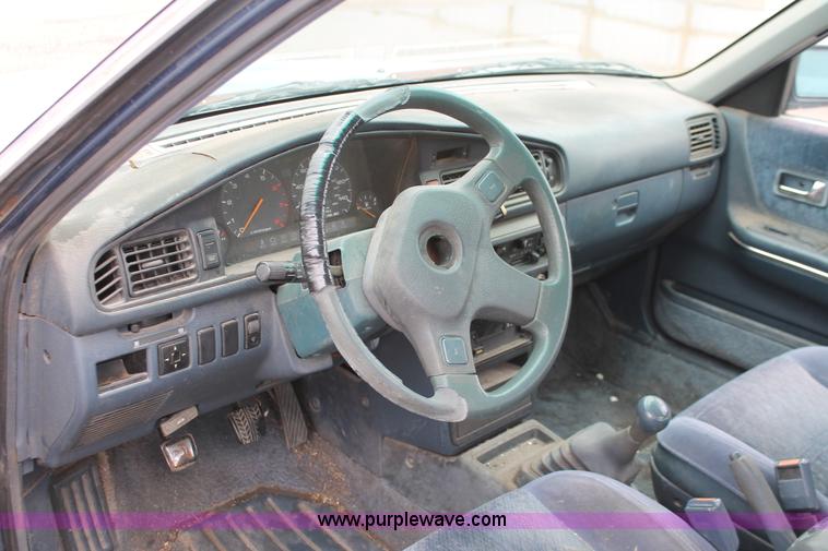 image for item E3415 1989 Mazda 626