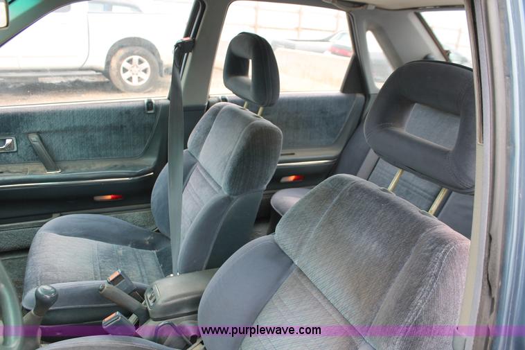 image for item E3415 1989 Mazda 626