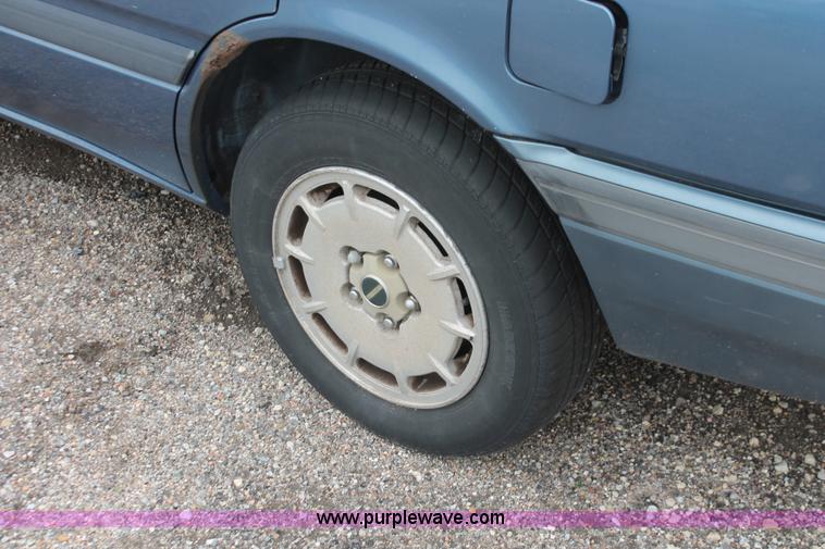 image for item E3415 1989 Mazda 626