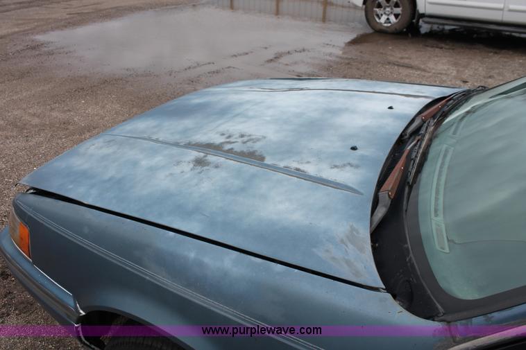 image for item E3415 1989 Mazda 626