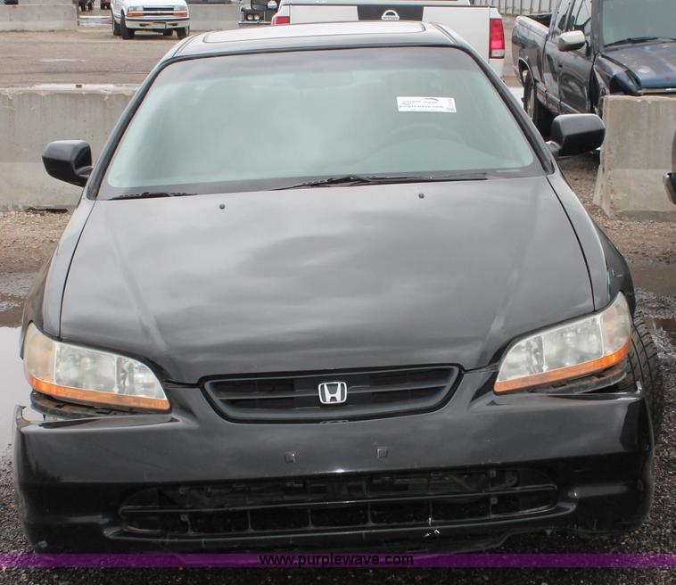 image for item E3416 1999 Honda Accord EX