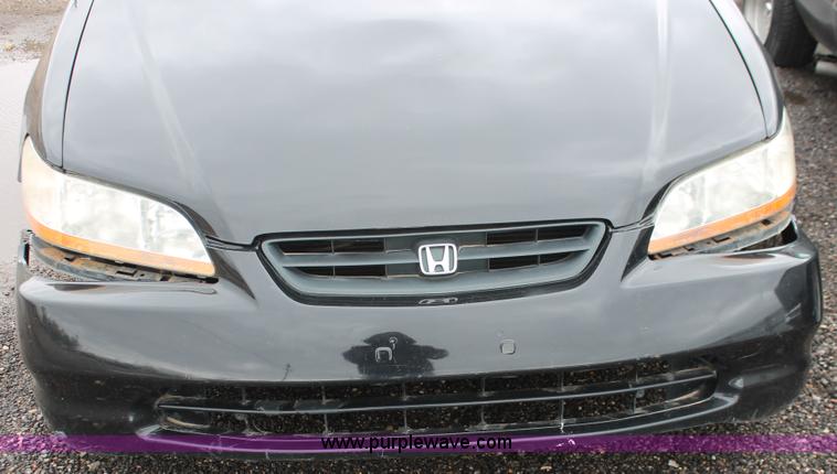 image for item E3416 1999 Honda Accord EX