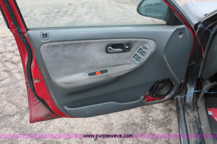 image for item E3419 1995 Honda Civic LX