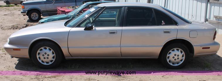 image for item H3609 1999 Oldsmobile Eighty Eight LS