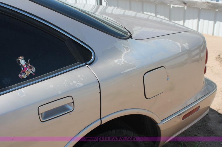 image for item H3609 1999 Oldsmobile Eighty Eight LS