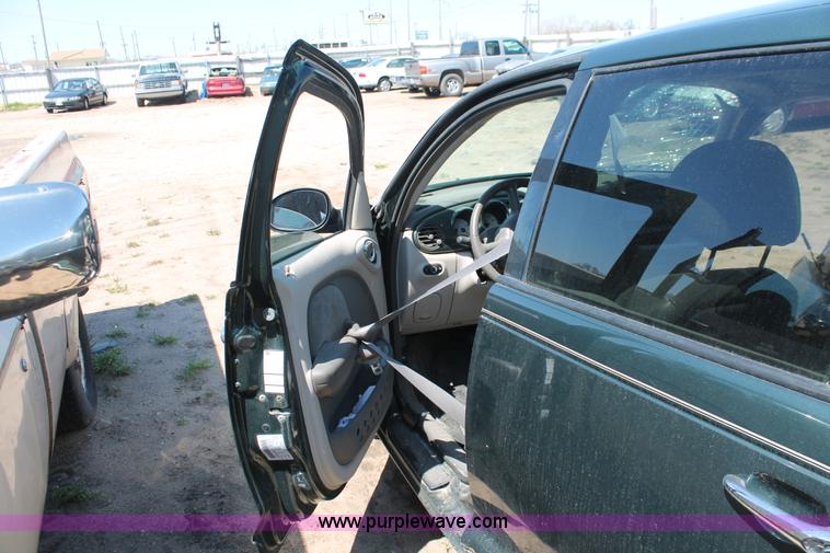 image for item H3615 2001 Chrysler PT Cruiser