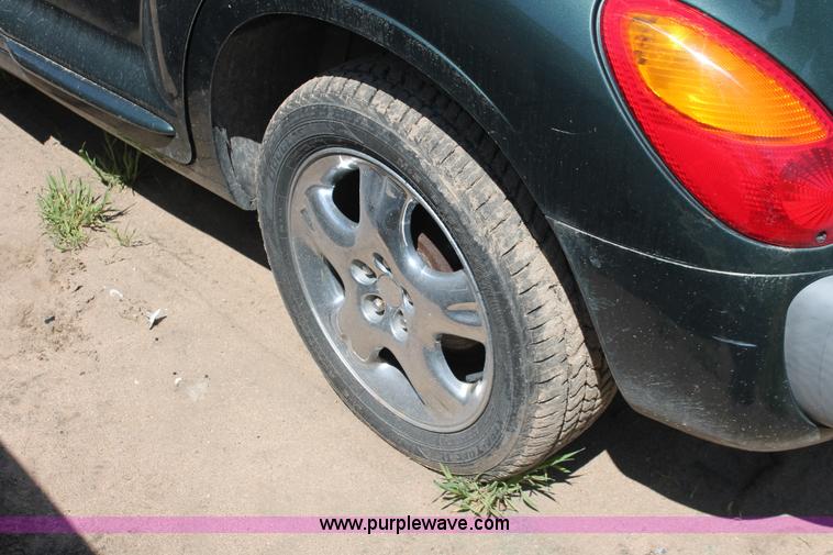 image for item H3615 2001 Chrysler PT Cruiser