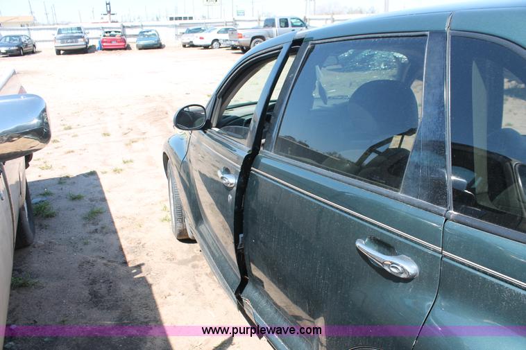 image for item H3615 2001 Chrysler PT Cruiser