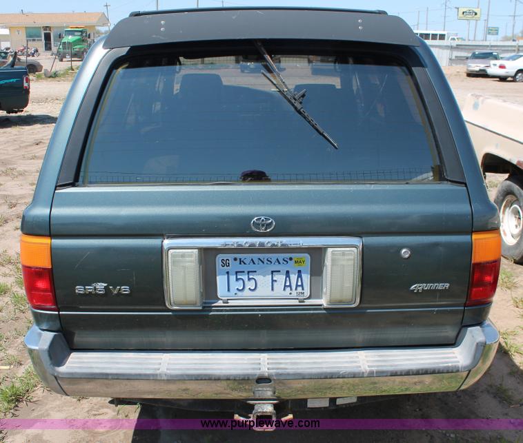image for item H3616 1992 Toyota 4Runner SR5 SUV