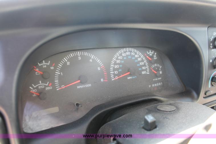 image for item H3618 1998 Dodge Ram 1500 Sport pickup truck