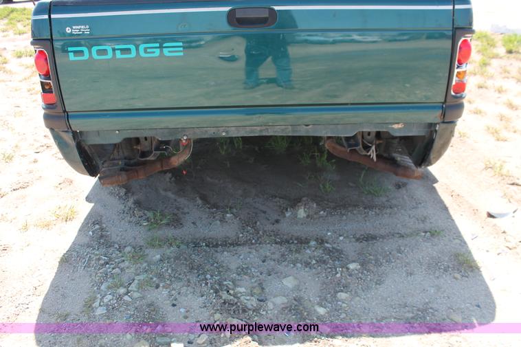 image for item H3618 1998 Dodge Ram 1500 Sport pickup truck