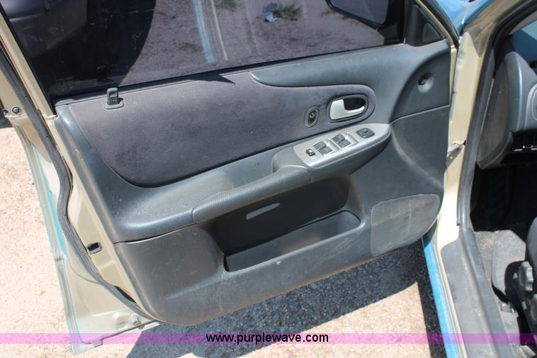 image for item H3619 2003 Mazda Protege