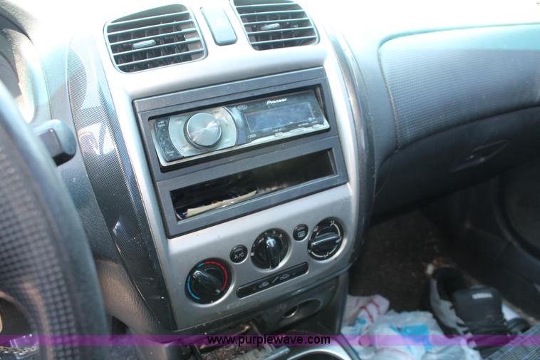 image for item H3619 2003 Mazda Protege