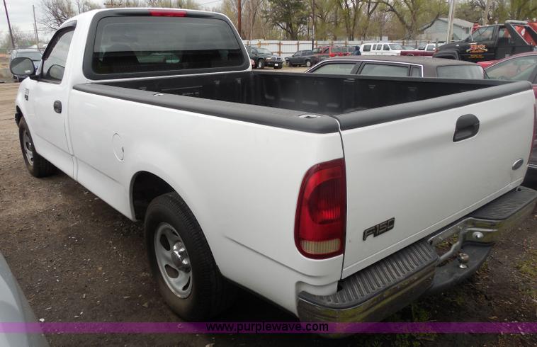 image for item H3624 1999 Ford F150 XL pickup truck