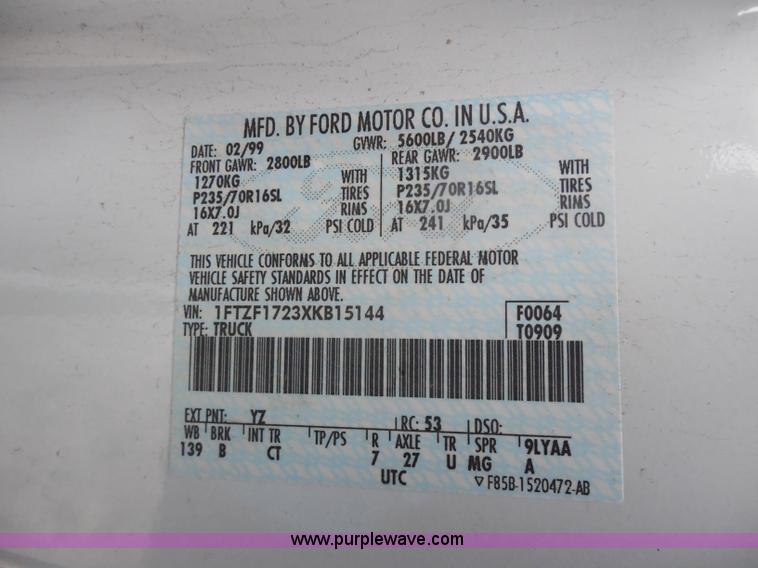 image for item H3624 1999 Ford F150 XL pickup truck